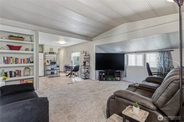 Property photo for 921 Se Scenic View Drive, College Place photo 4