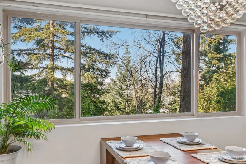Property photo for 12543 Ne 23rd Place #d3, Bellevue photo 11