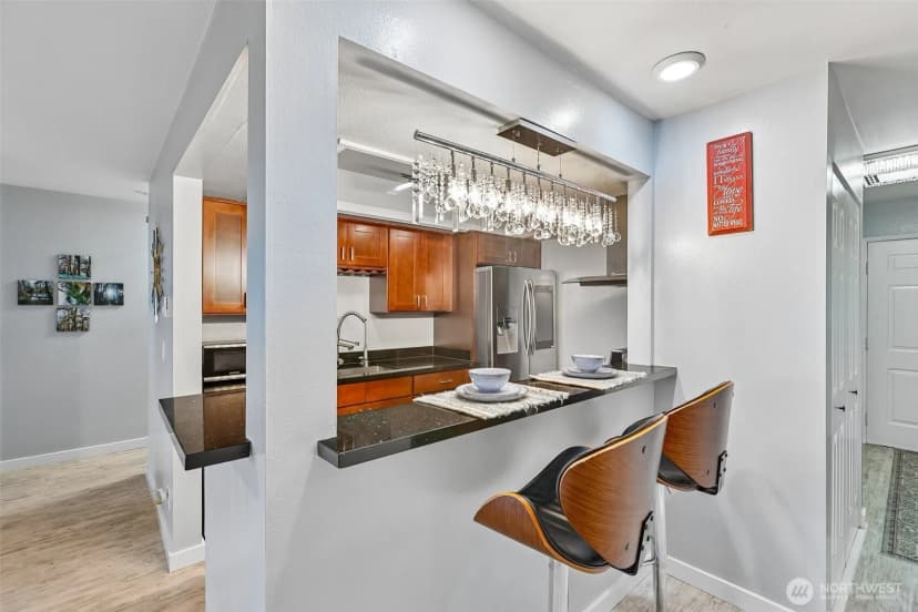 Property photo for 12543 Ne 23rd Place #d3, Bellevue photo 4