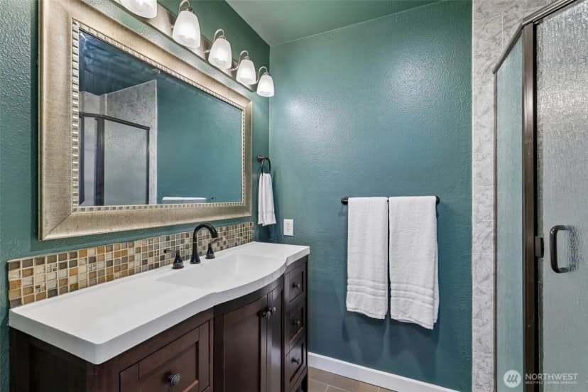 Property photo for 12543 Ne 23rd Place #d3, Bellevue photo 15