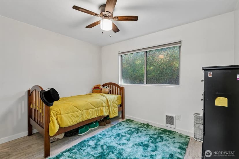 Property photo for 12543 Ne 23rd Place #d3, Bellevue photo 17
