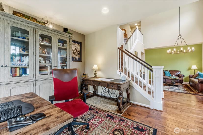 Property photo for 5001 70th Place Sw, Mukilteo photo 6