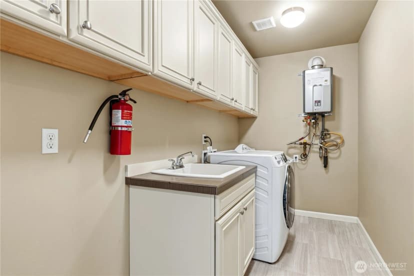 Property photo for 5001 70th Place Sw, Mukilteo photo 33