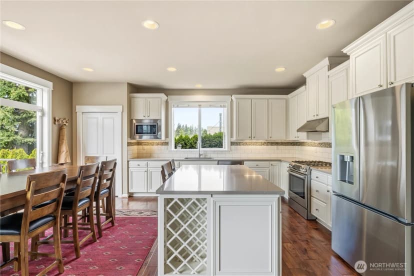 Property photo for 5001 70th Place Sw, Mukilteo photo 11