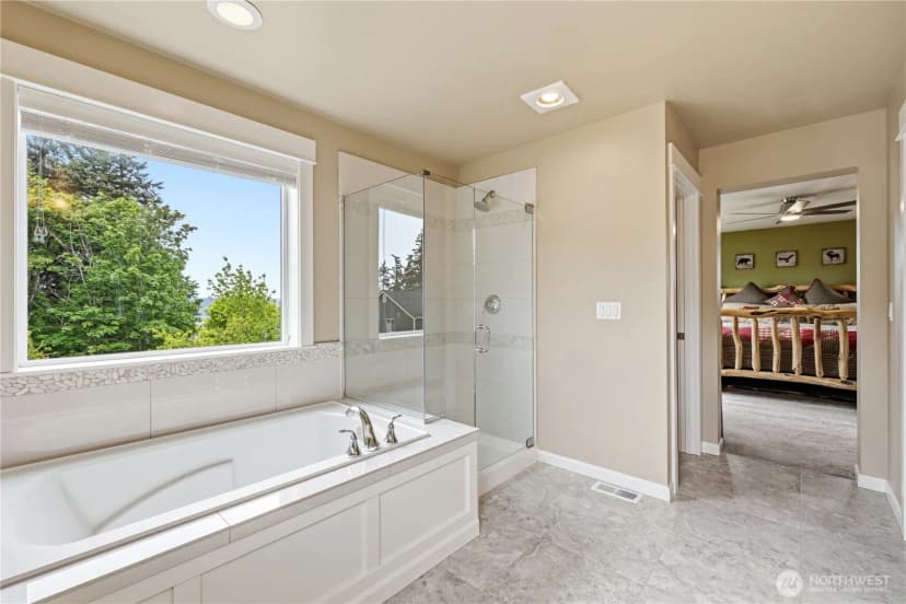 Property photo for 5001 70th Place Sw, Mukilteo photo 22