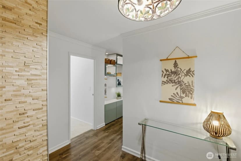Property photo for 1737 Harbor Avenue #s-306, Seattle photo 17