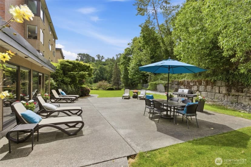 Property photo for 1737 Harbor Avenue #s-306, Seattle photo 32