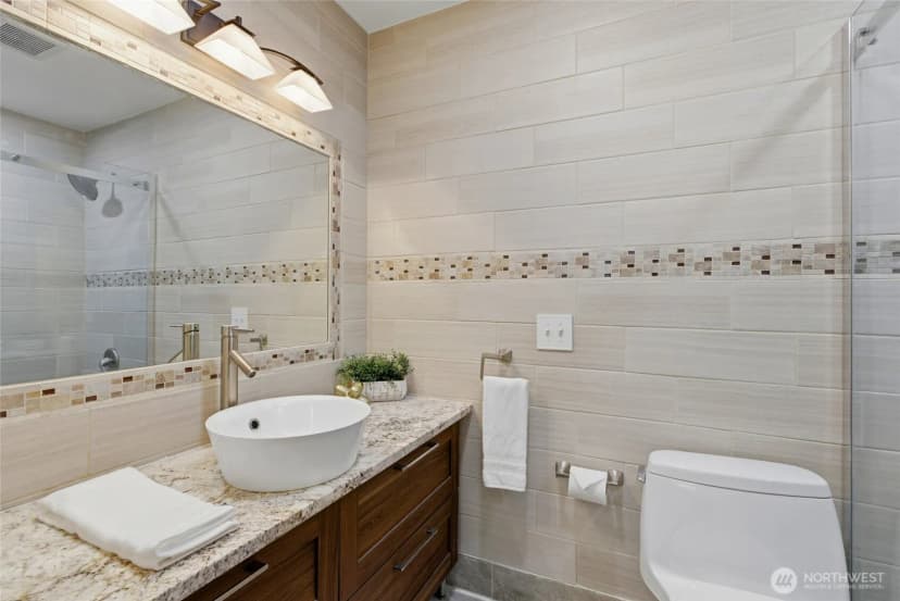 Property photo for 1737 Harbor Avenue #s-306, Seattle photo 21