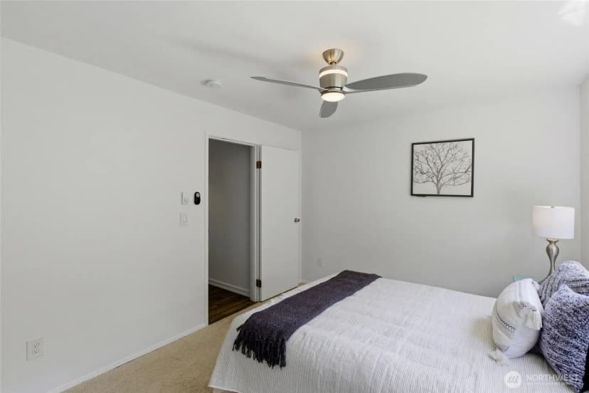 Property photo for 1737 Harbor Avenue #s-306, Seattle photo 20