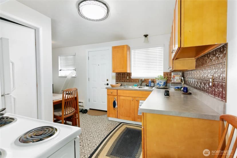 Property photo for 3572 3574 E F Street, Tacoma photo 10