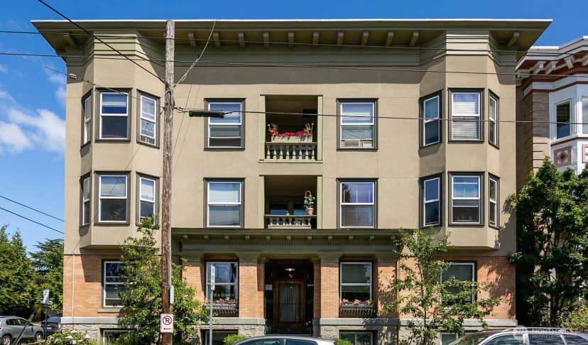Property photo for 1732 15th Avenue #14, Seattle photo 2