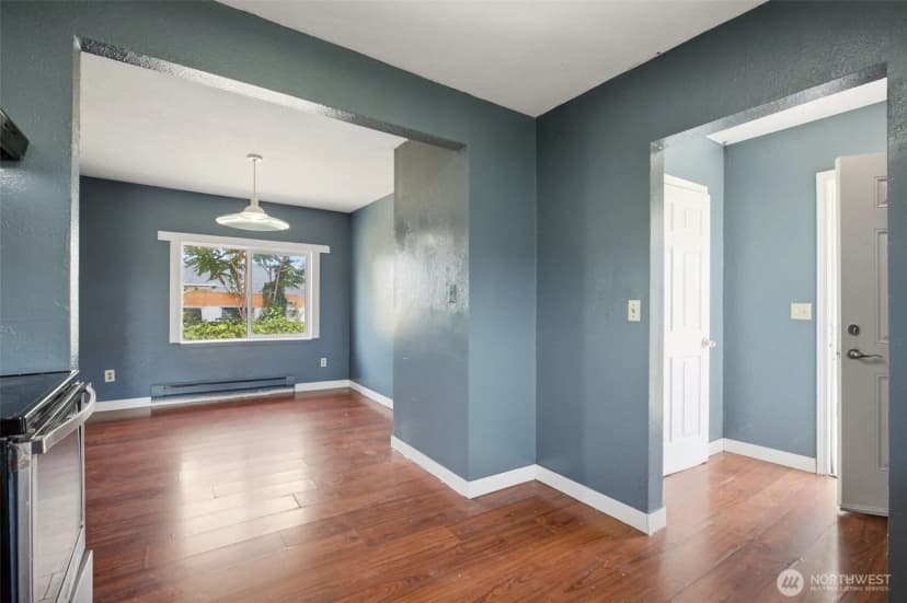 Property photo for 10 S 10th Street, Yakima photo 7