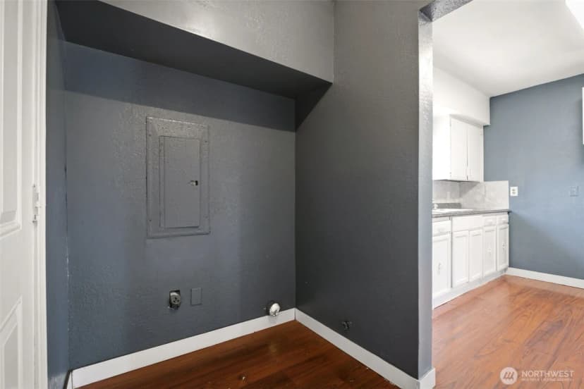 Property photo for 10 S 10th Street, Yakima photo 15