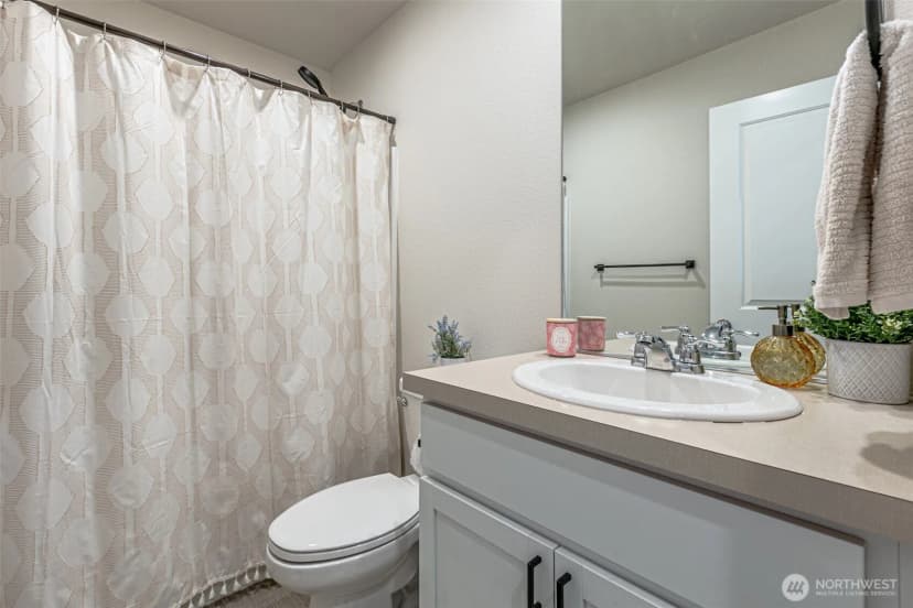 Property photo for 19904 135th Avenue E, Graham photo 19