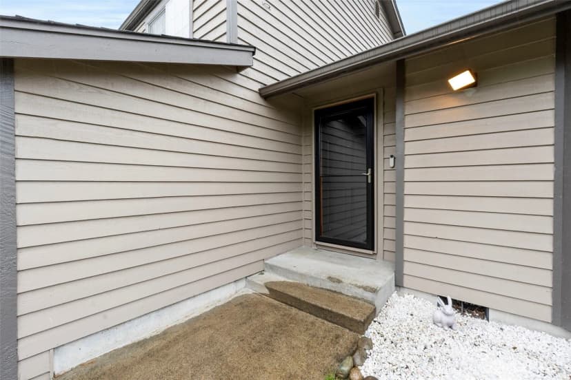 Property photo for 3733 Golden Eagle Loop, Olympia photo 2