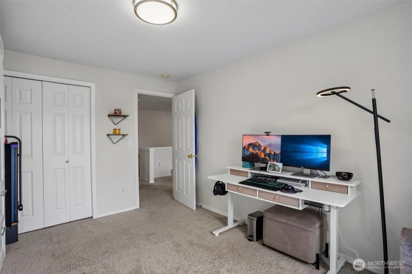 Property photo for 3723 Ne 6th Street, Renton photo 14