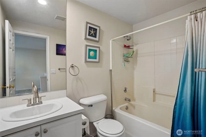 Property photo for 3723 Ne 6th Street, Renton photo 20
