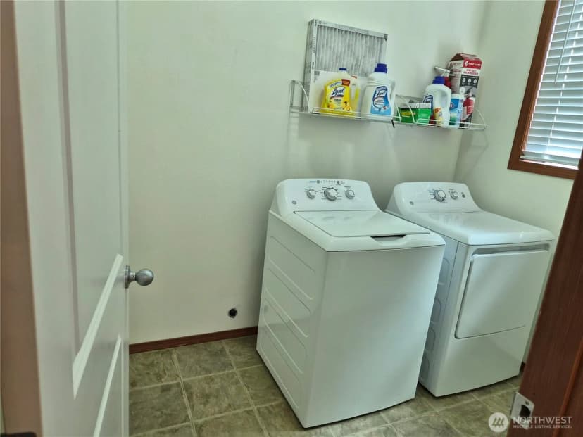 Property photo for 8230 54th Court Se, Lacey photo 4