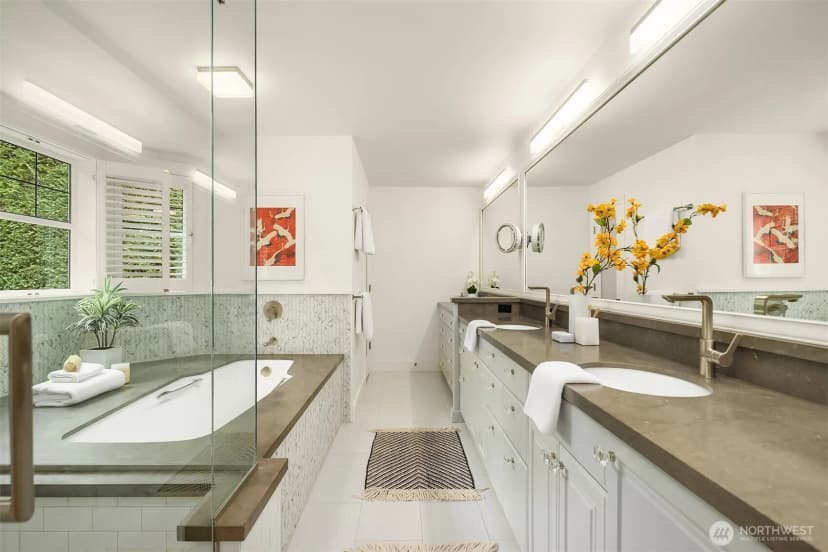 Property photo for 1520 38th Avenue E, Seattle photo 27