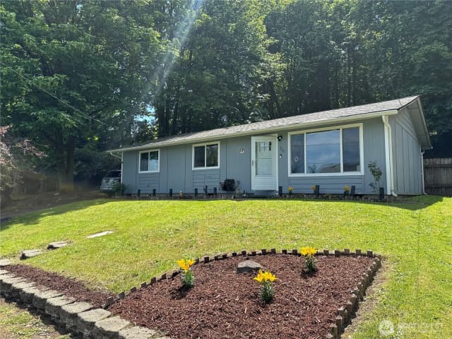 Property photo for 705 Grandview Avenue, Shelton