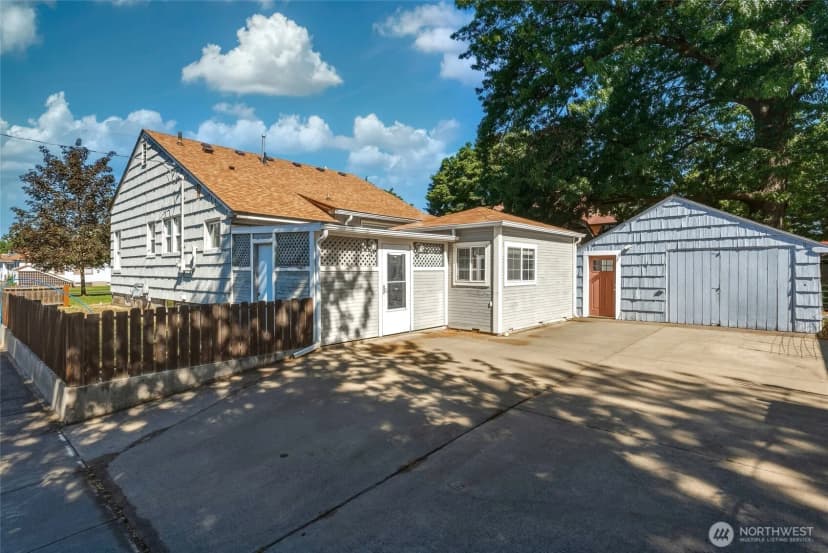 Property photo for 49 S Clinton Street, Walla Walla photo 33