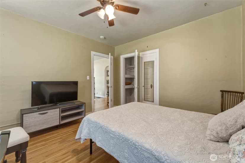Property photo for 49 S Clinton Street, Walla Walla photo 10