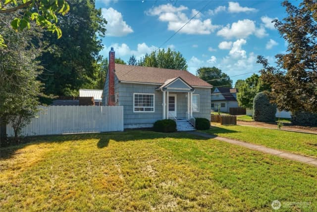 Property photo for 49 S Clinton Street, Walla Walla photo 3