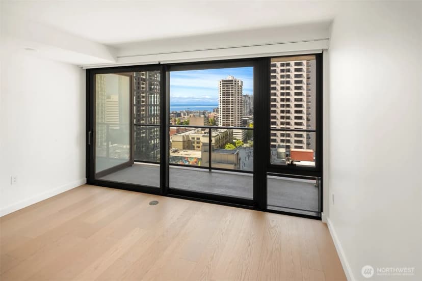 Property photo for 300 Virginia Street #1113, Seattle photo 2
