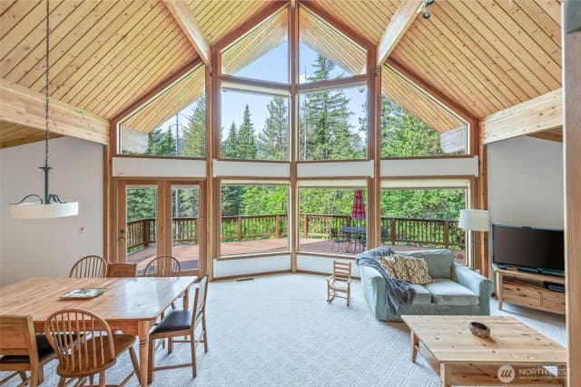 Property photo for 16761 Lakeview Drive, Leavenworth photo 5