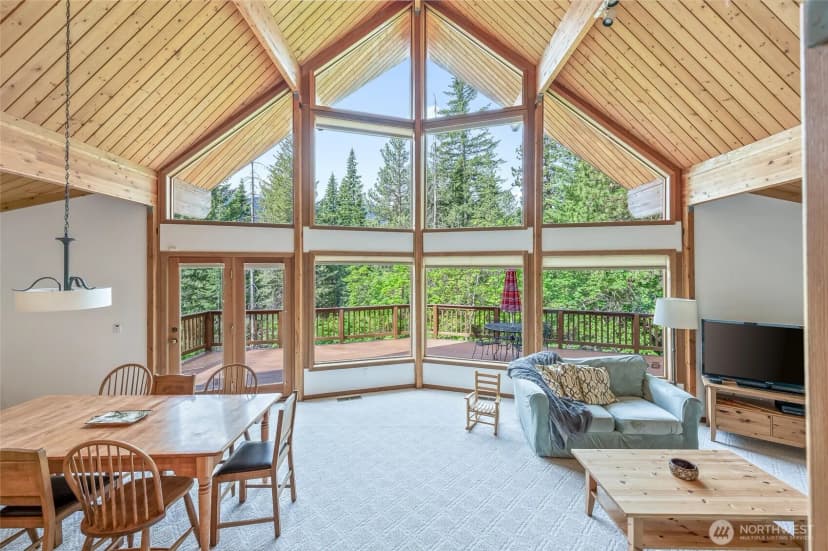Property photo for 16761 Lakeview Drive, Leavenworth photo 5