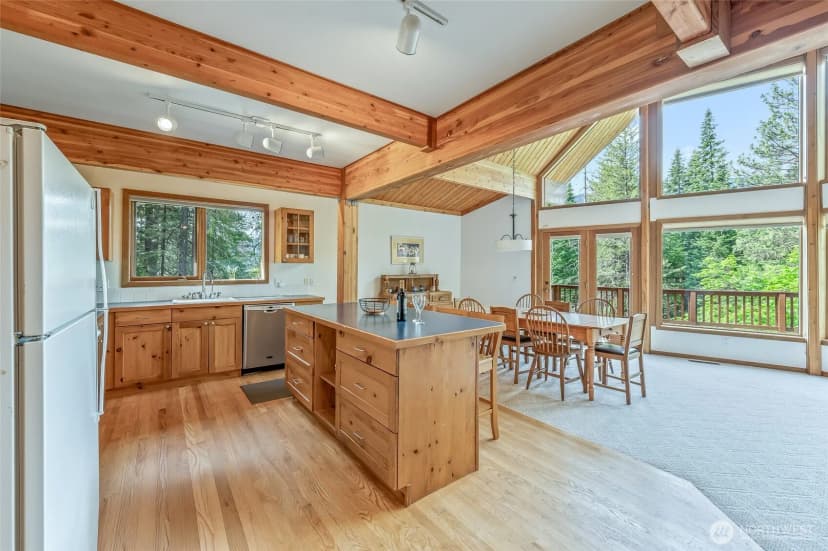 Property photo for 16761 Lakeview Drive, Leavenworth photo 12