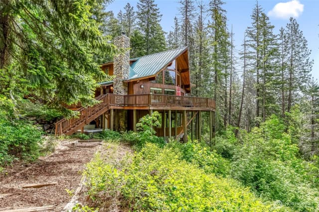 Property photo for 16761 Lakeview Drive, Leavenworth photo 4