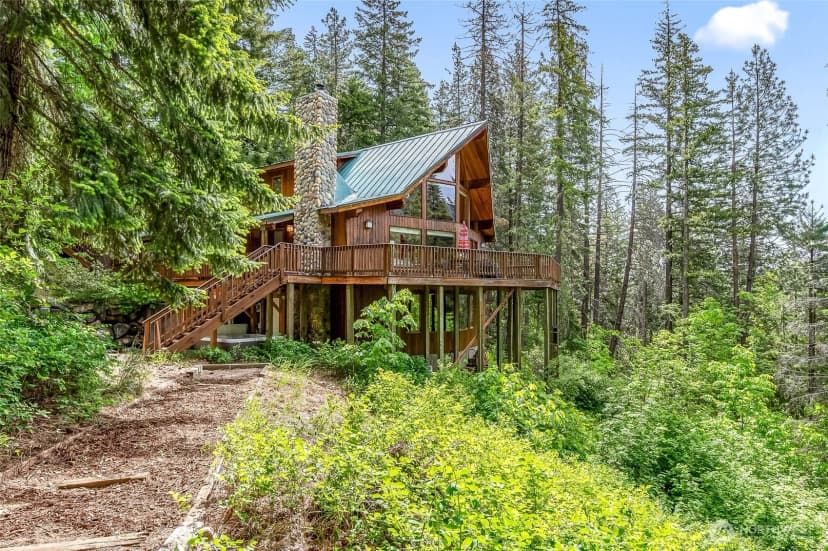 Property photo for 16761 Lakeview Drive, Leavenworth photo 4