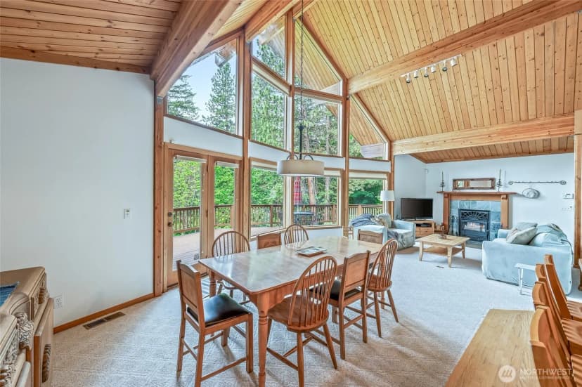 Property photo for 16761 Lakeview Drive, Leavenworth photo 9