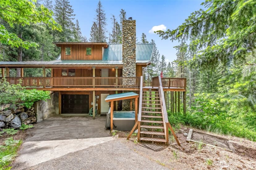 Property photo for 16761 Lakeview Drive, Leavenworth