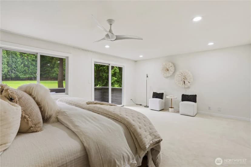 Property photo for 21633 Ne 29th St, Sammamish photo 17