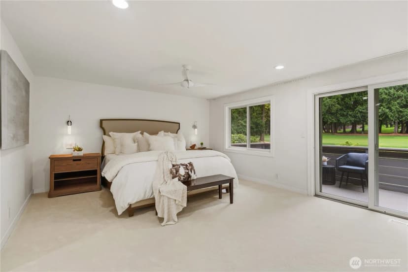 Property photo for 21633 Ne 29th St, Sammamish photo 16