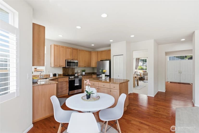 Property photo for 6525 63rd Street W, University Place photo 12
