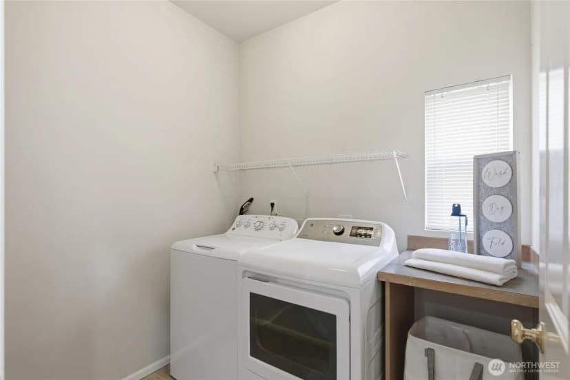 Property photo for 6525 63rd Street W, University Place photo 33