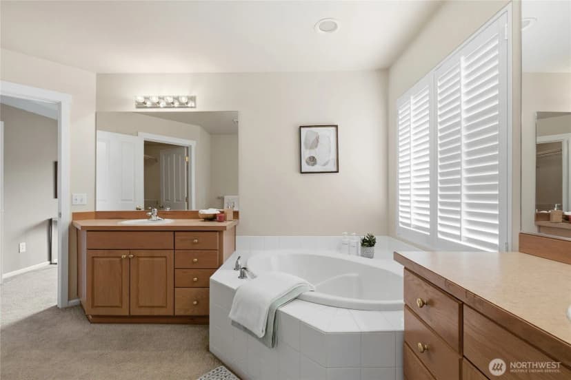 Property photo for 6525 63rd Street W, University Place photo 24
