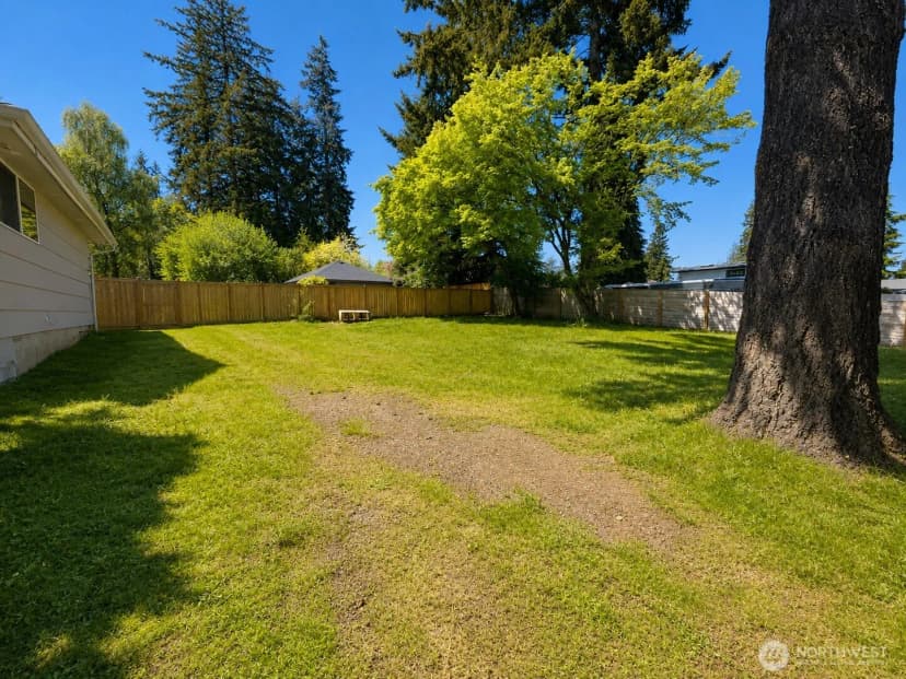 Property photo for 19001 Wallingford Ave N, Shoreline photo 5