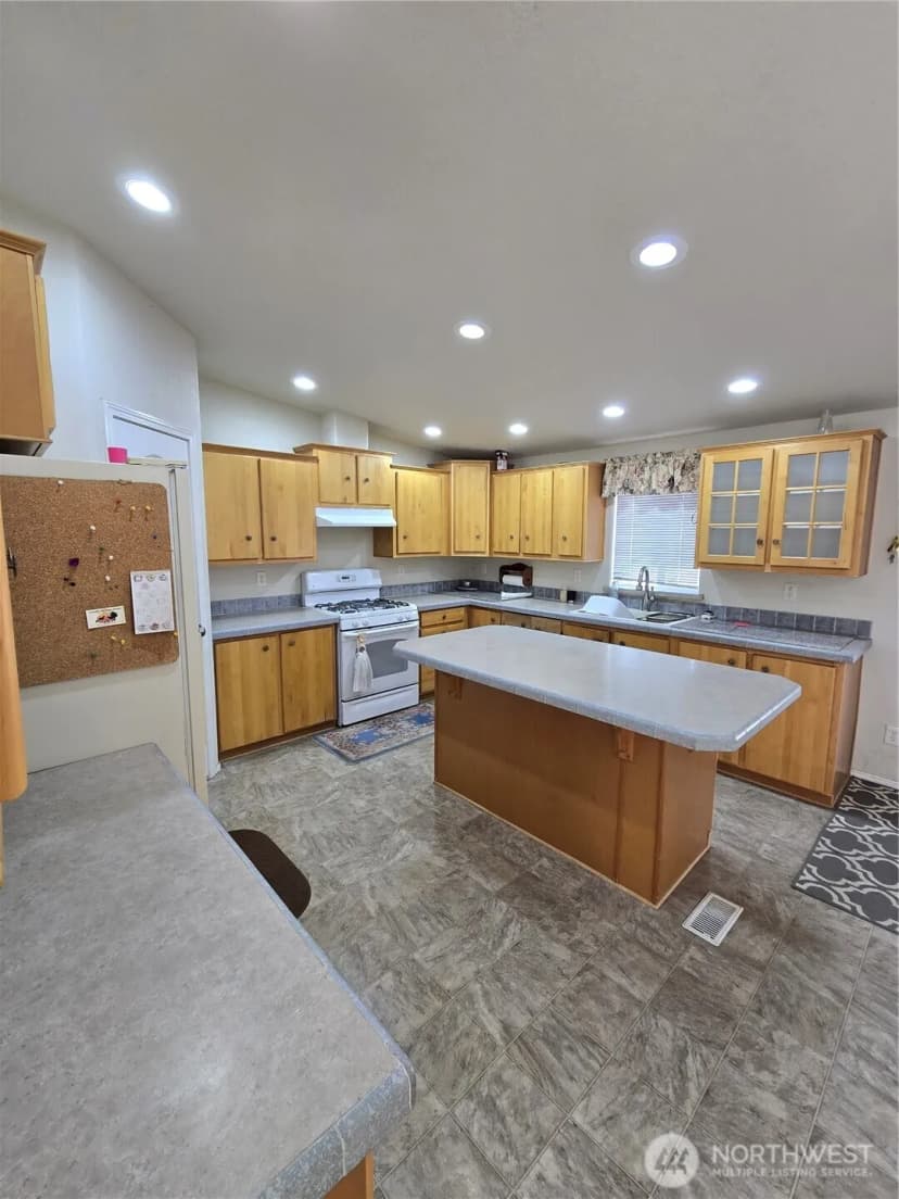 Property photo for 29 Duck Flats Road, Tonasket photo 14