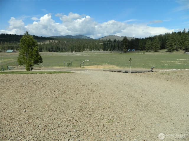 Property photo for 29 Duck Flats Road, Tonasket photo 5