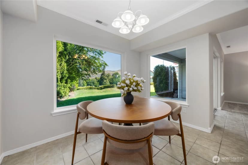 Property photo for 2307 W Woodin Avenue #1e, Chelan photo 14