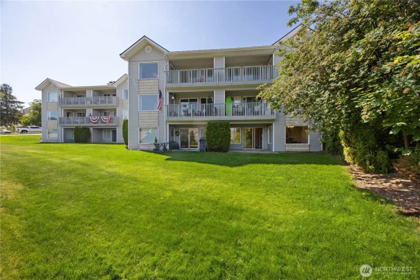 Property photo for 2307 W Woodin Avenue #1e, Chelan photo 26