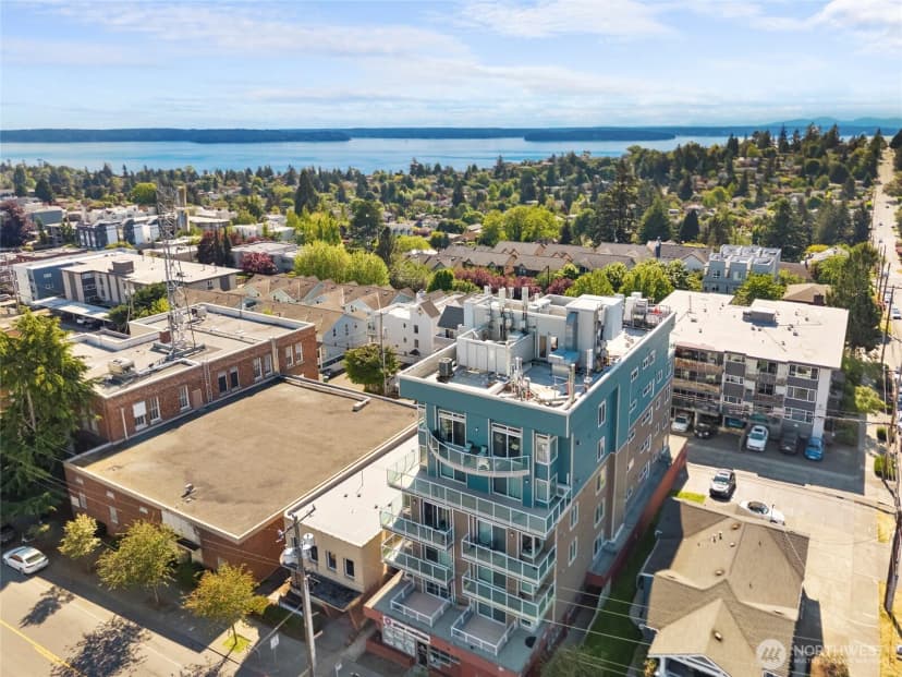 Property photo for 4409 California Avenue Sw #503, Seattle photo 7