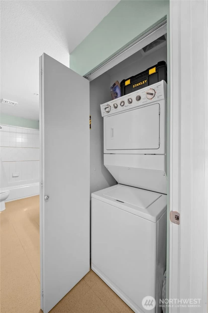 Property photo for 4409 California Avenue Sw #503, Seattle photo 28