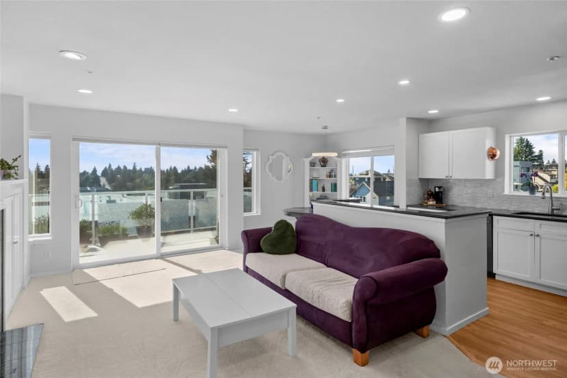 Property photo for 4409 California Avenue Sw #503, Seattle photo 11