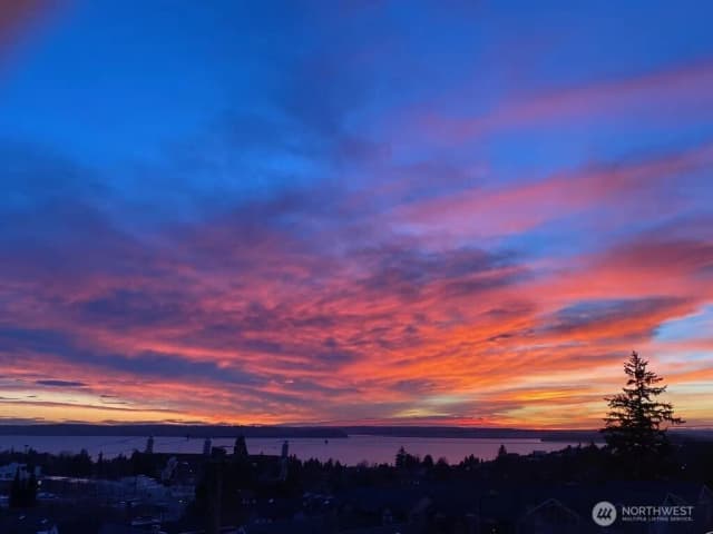 Property photo for 4409 California Avenue Sw #503, Seattle photo 3