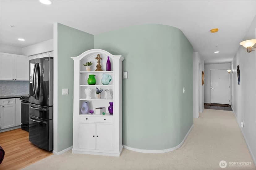 Property photo for 4409 California Avenue Sw #503, Seattle photo 21